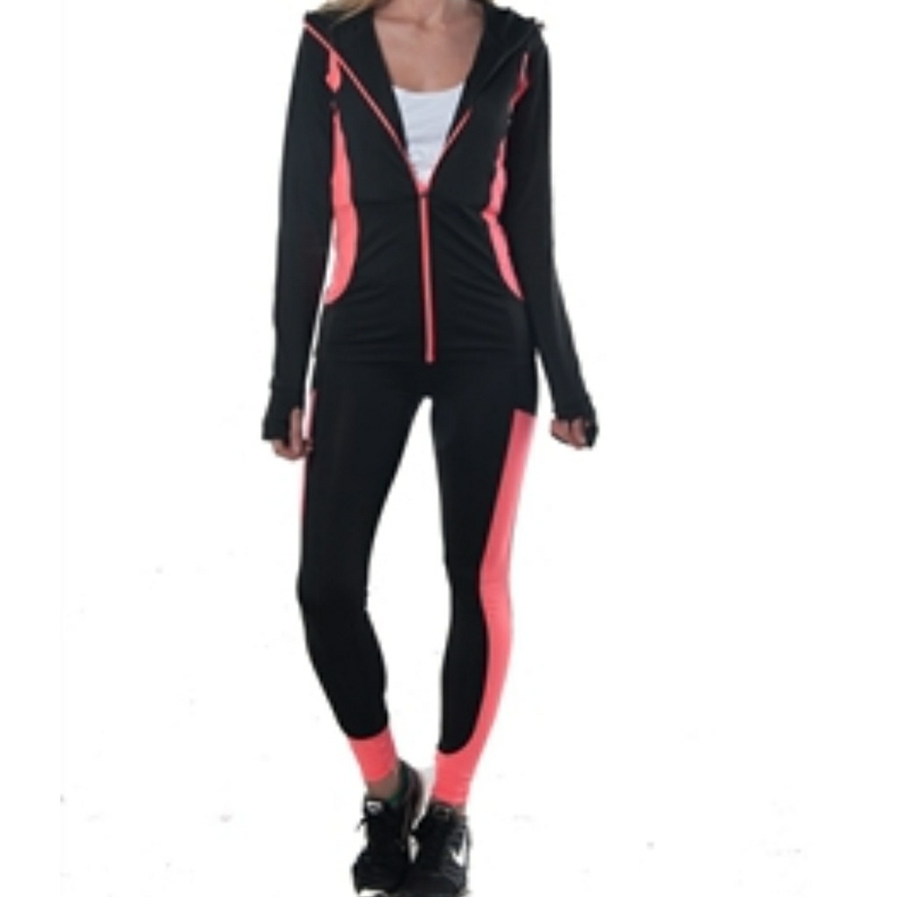 SALE ONLY 2 MEDIUM LEFT!Cute jogging outfit